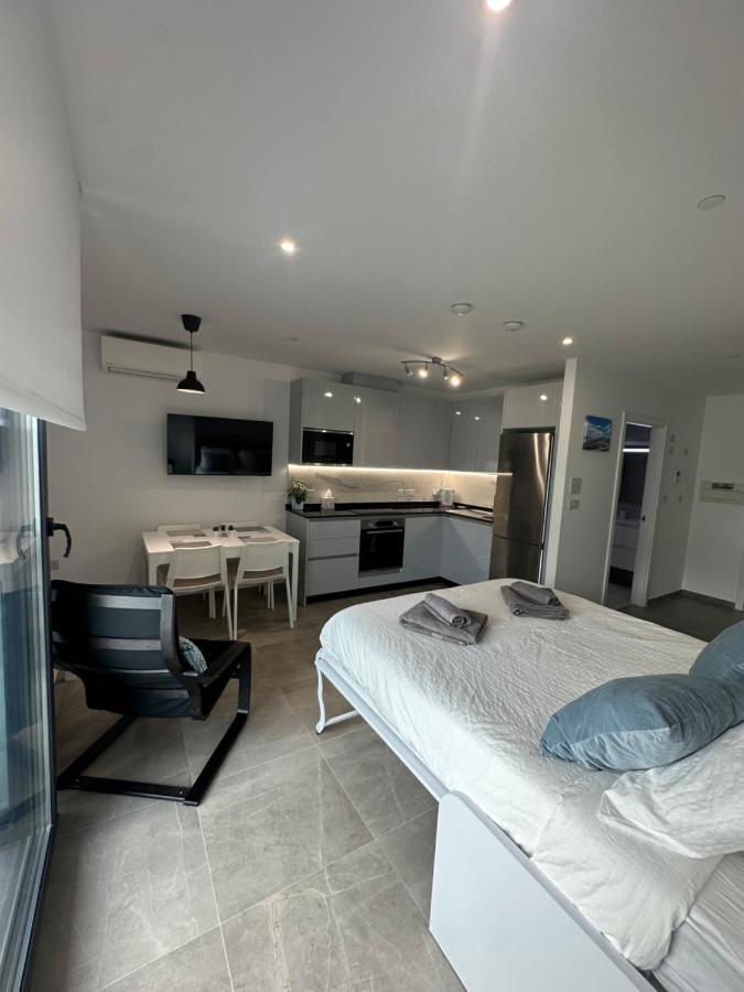 E1 Apartment High Level Sea View غيبرالتار المظهر الخارجي الصورة